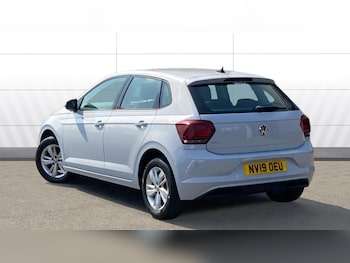 Used Volkswagen Polo 2019 for sale - 75618821: Photo