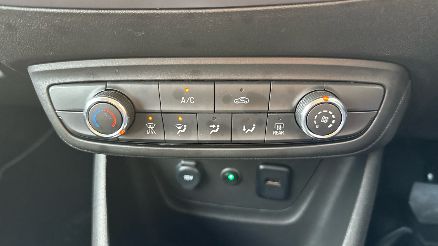 Used Vauxhall Crossland 2023 for sale - 77113286: Photo 28