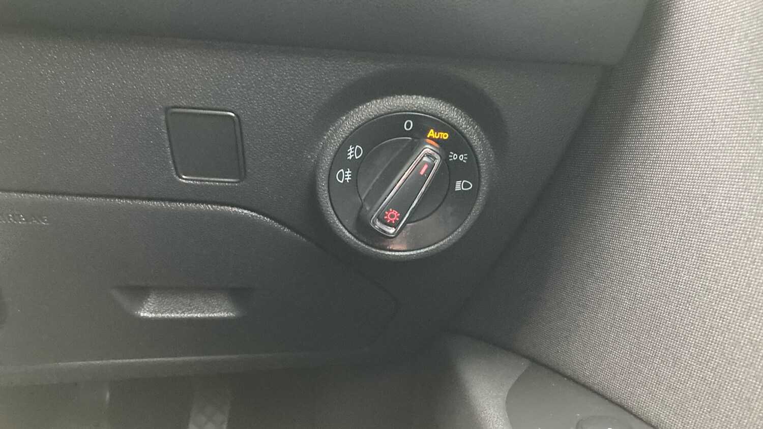 Used SEAT Leon 2019 for sale - 77363286: Photo 23