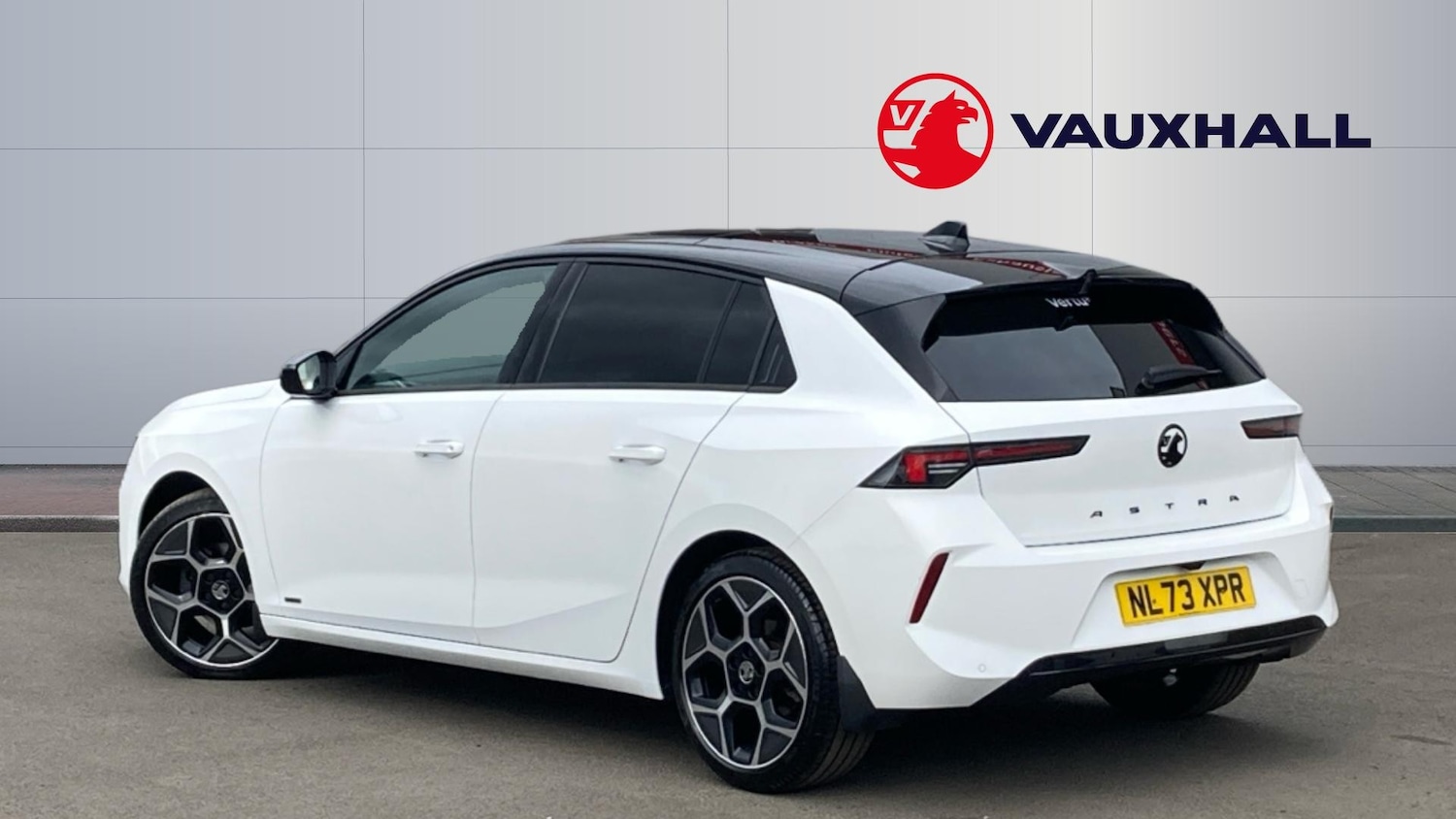 Used Vauxhall Astra 2023 for sale - 78182731: Photo 2