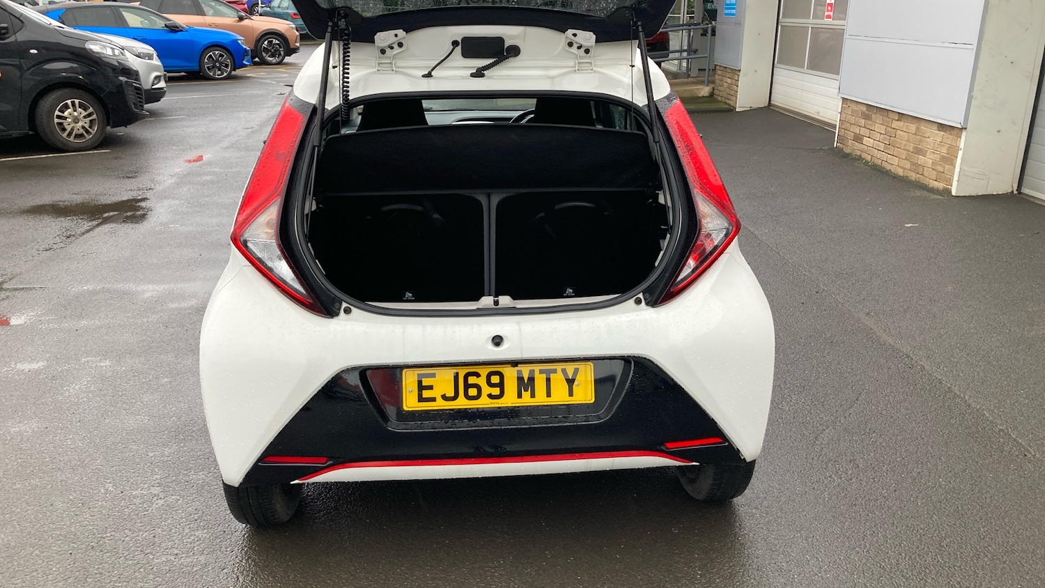 Used Toyota AYGO 2020 for sale - 77528534: Photo 4