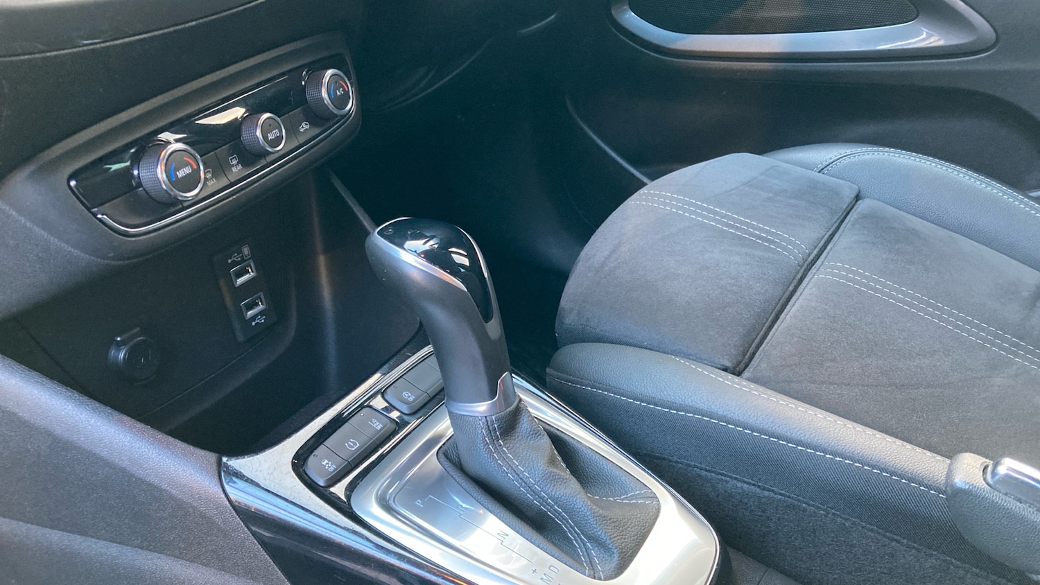 Used Vauxhall Crossland 2022 for sale - 77893254: Photo 13