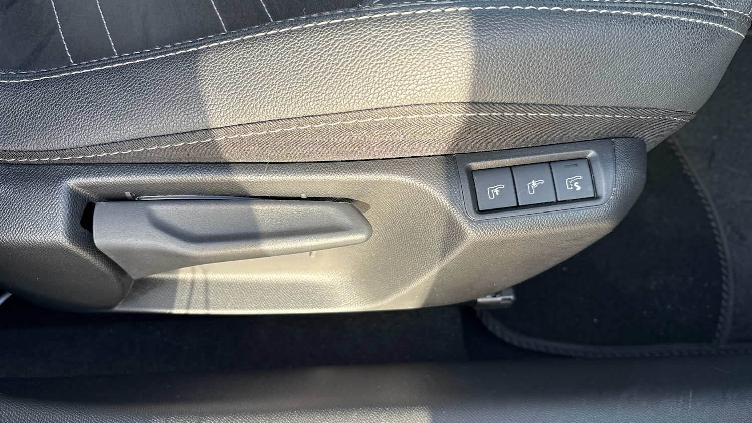 Used Vauxhall Corsa 2023 for sale - 76877804: Photo 46