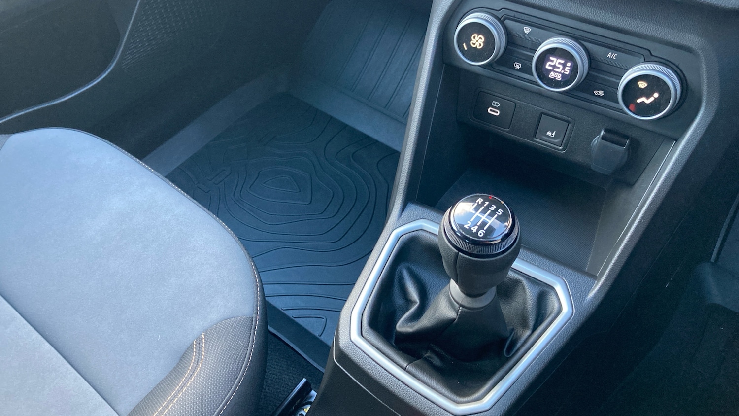 Used Dacia Sandero Stepway 2024 for sale - 76892872: Photo 13