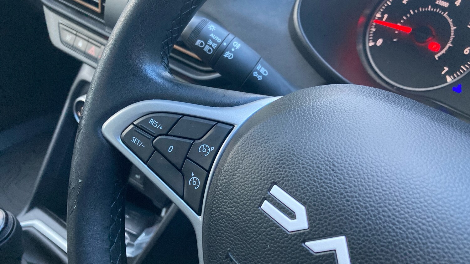 Used Dacia Sandero Stepway 2024 for sale - 76892872: Photo 31