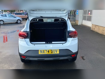 Used Dacia Sandero Stepway 2024 for sale - 76892872: Photo