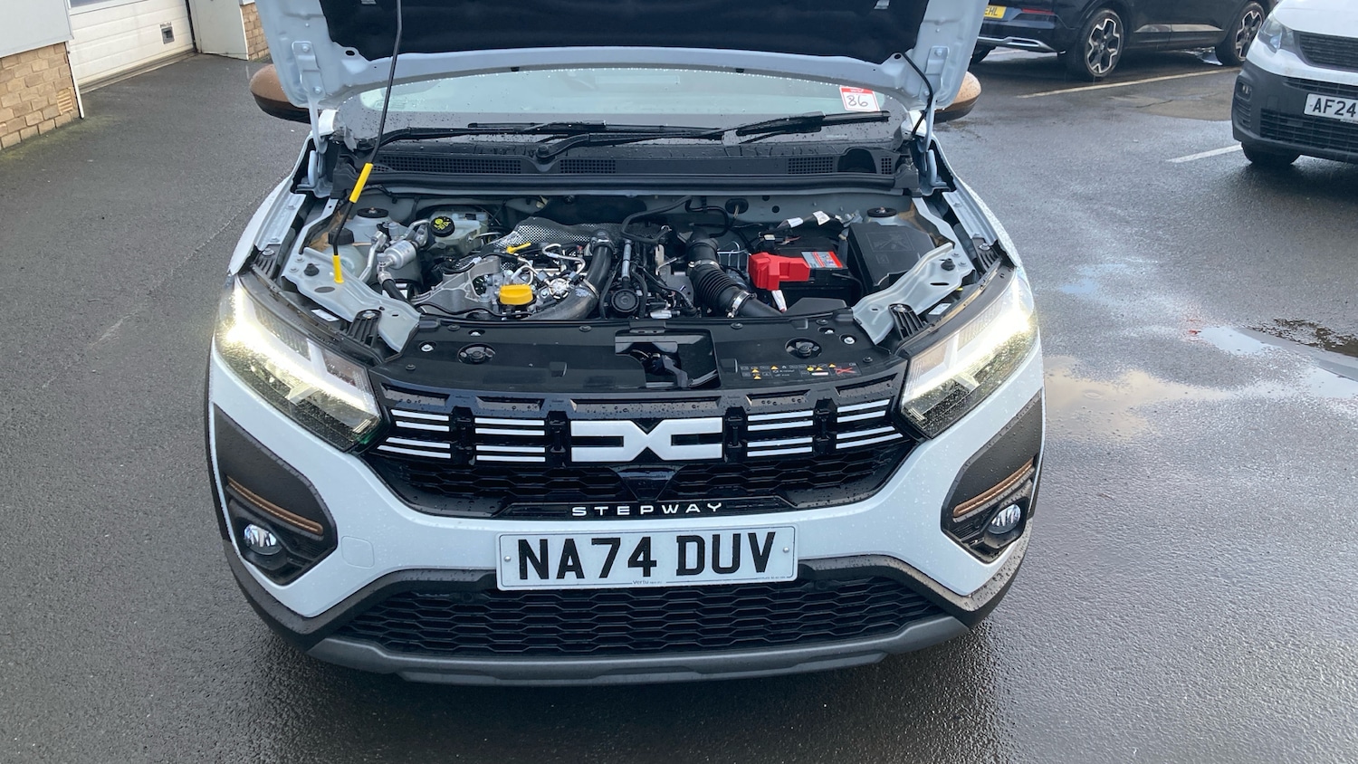 Used Dacia Sandero Stepway 2024 for sale - 76892872: Photo 8