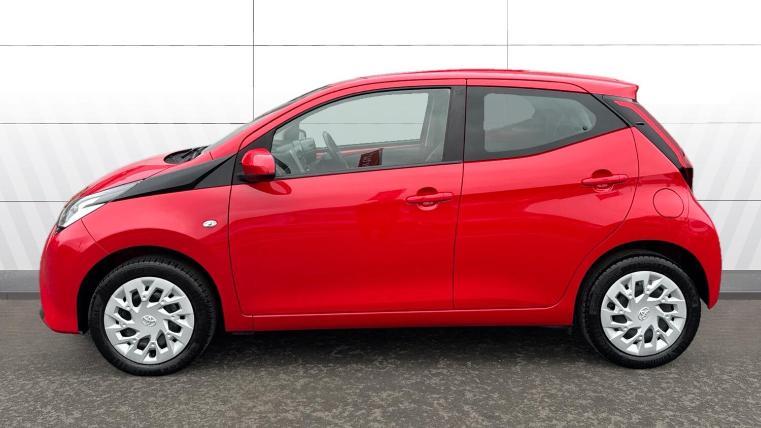 Used Toyota AYGO 2020 for sale - 76343917: Photo 5
