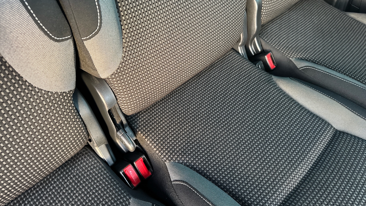 Used Peugeot Partner Tepee 2017 for sale - 76980773: Photo 17