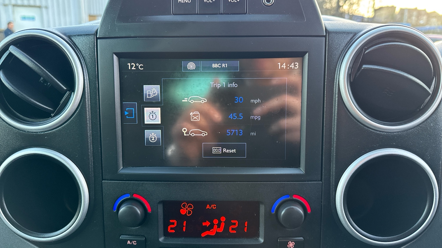 Used Peugeot Partner Tepee 2017 for sale - 76980773: Photo 25