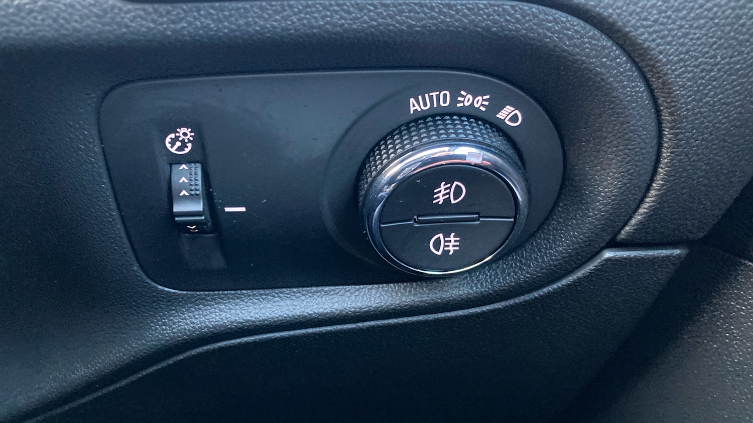 Used Vauxhall Grandland 2024 for sale - 76918786: Photo 30