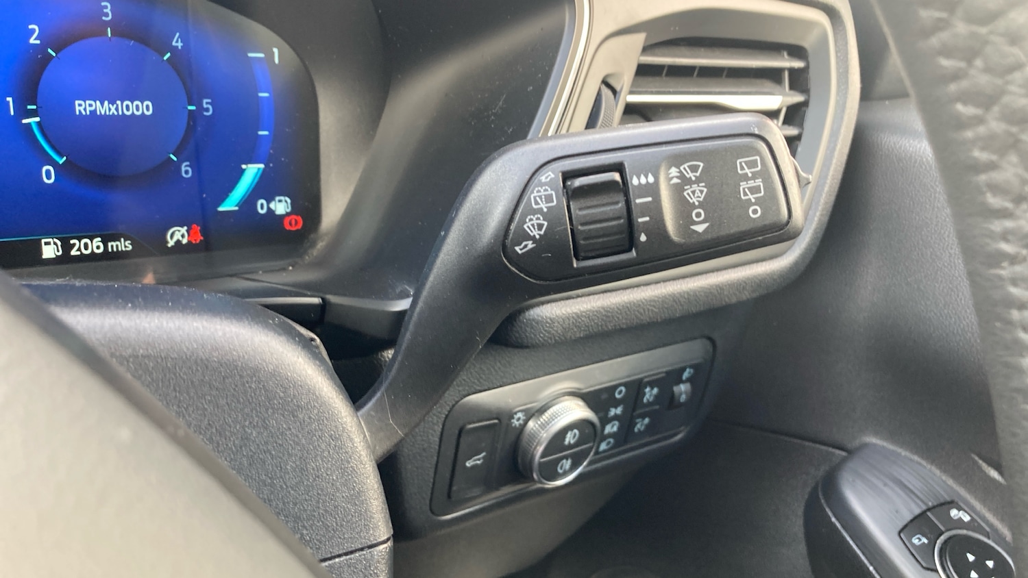 Used Ford Kuga 2021 for sale - 75985038: Photo 31
