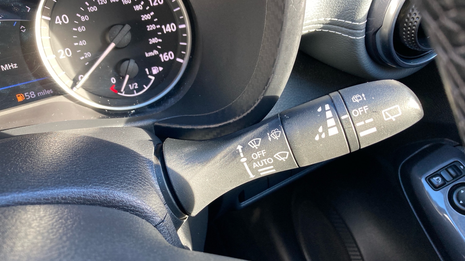 Used Nissan Juke 2022 for sale - 76391211: Photo 30