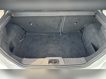 Used Ford Fiesta 2016 for sale - 79548667: Photo