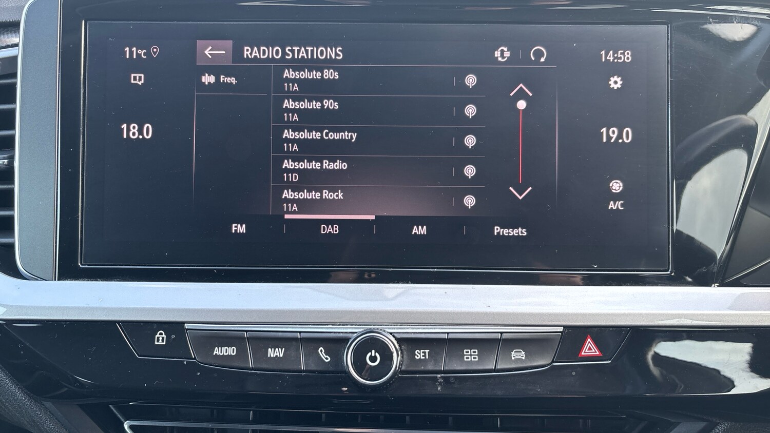 Used Vauxhall Grandland 2022 for sale - 77501187: Photo 22