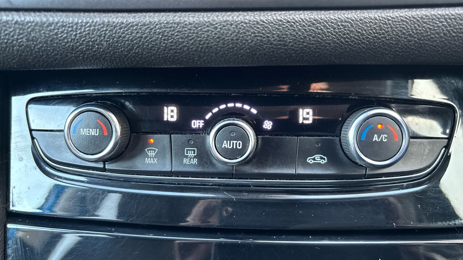 Used Vauxhall Grandland 2022 for sale - 77501187: Photo 27