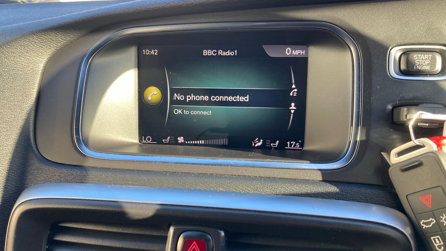 Used Volvo V40 2018 for sale - 76612537: Photo 26