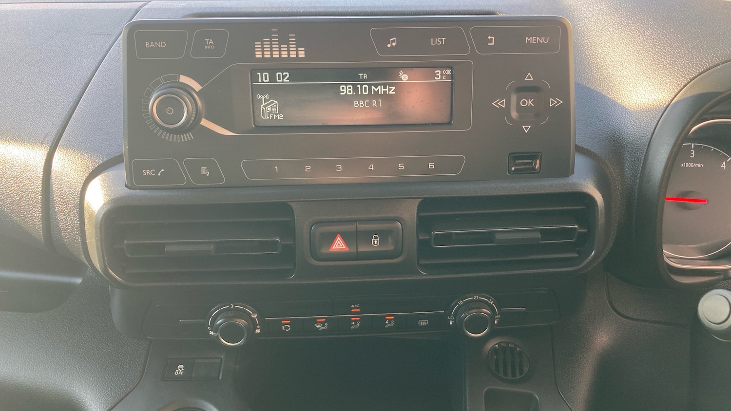 Used Vauxhall Combo Life 2019 for sale - 76612536: Photo 12