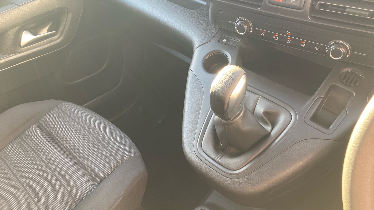 Used Vauxhall Combo Life 2019 for sale - 76612536: Photo 13