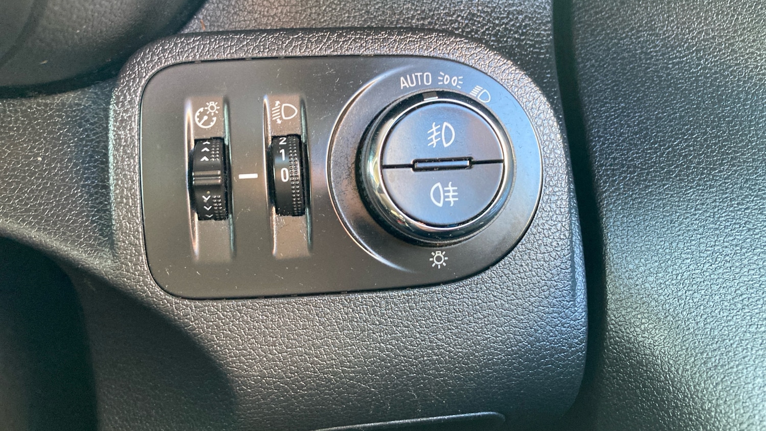 Used Vauxhall Combo Life 2019 for sale - 76612536: Photo 30