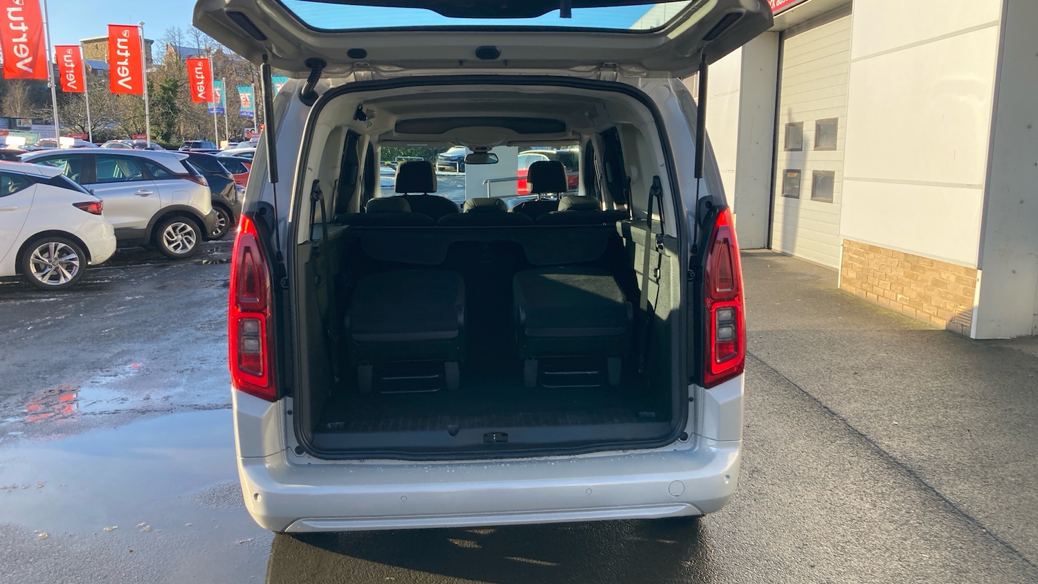 Used Vauxhall Combo Life 2019 for sale - 76612536: Photo 4