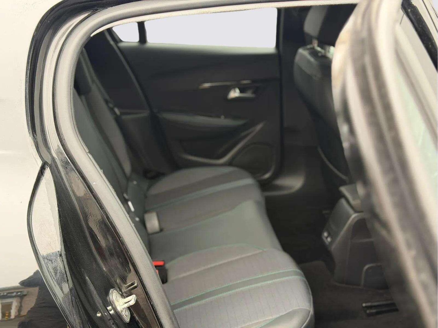 Used Peugeot 208 for sale - 77784797: Photo 29