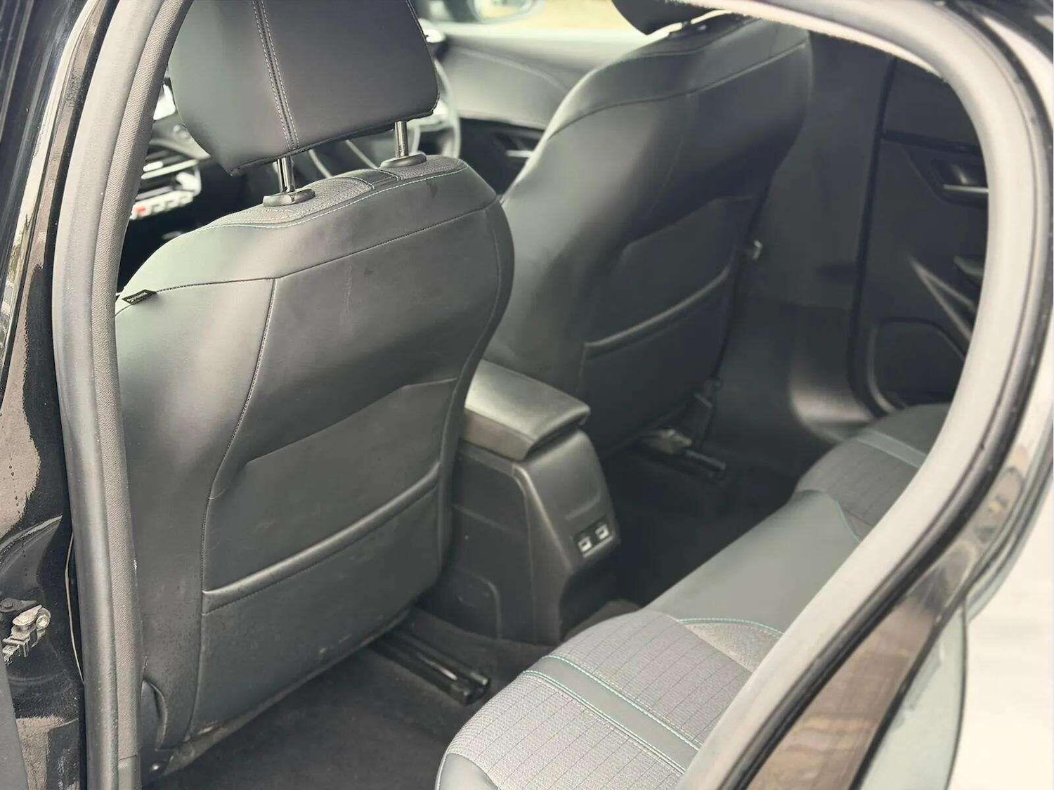 Used Peugeot 208 for sale - 77784797: Photo 30