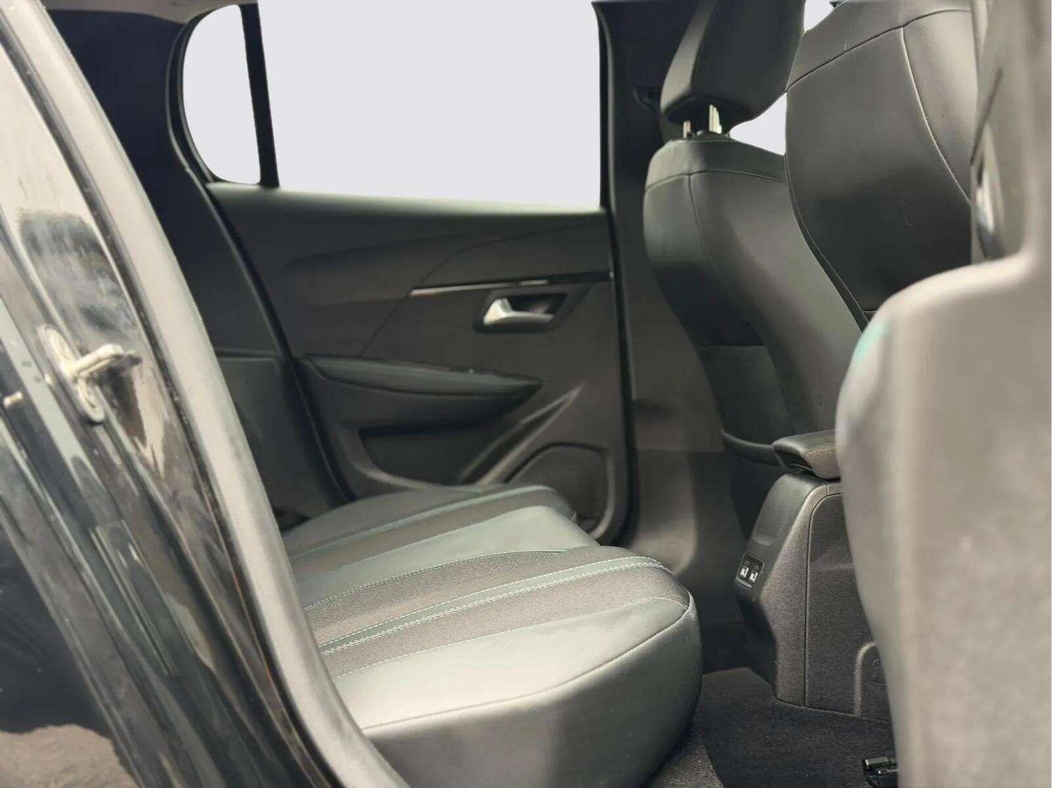 Used Peugeot 208 for sale - 77784797: Photo 32