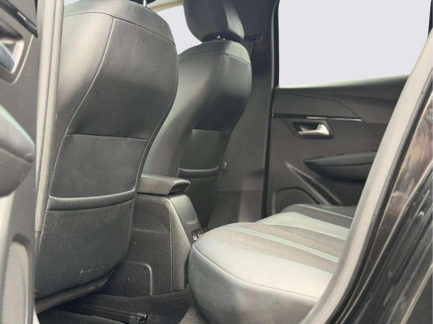 Used Peugeot 208 for sale - 77784797: Photo 37