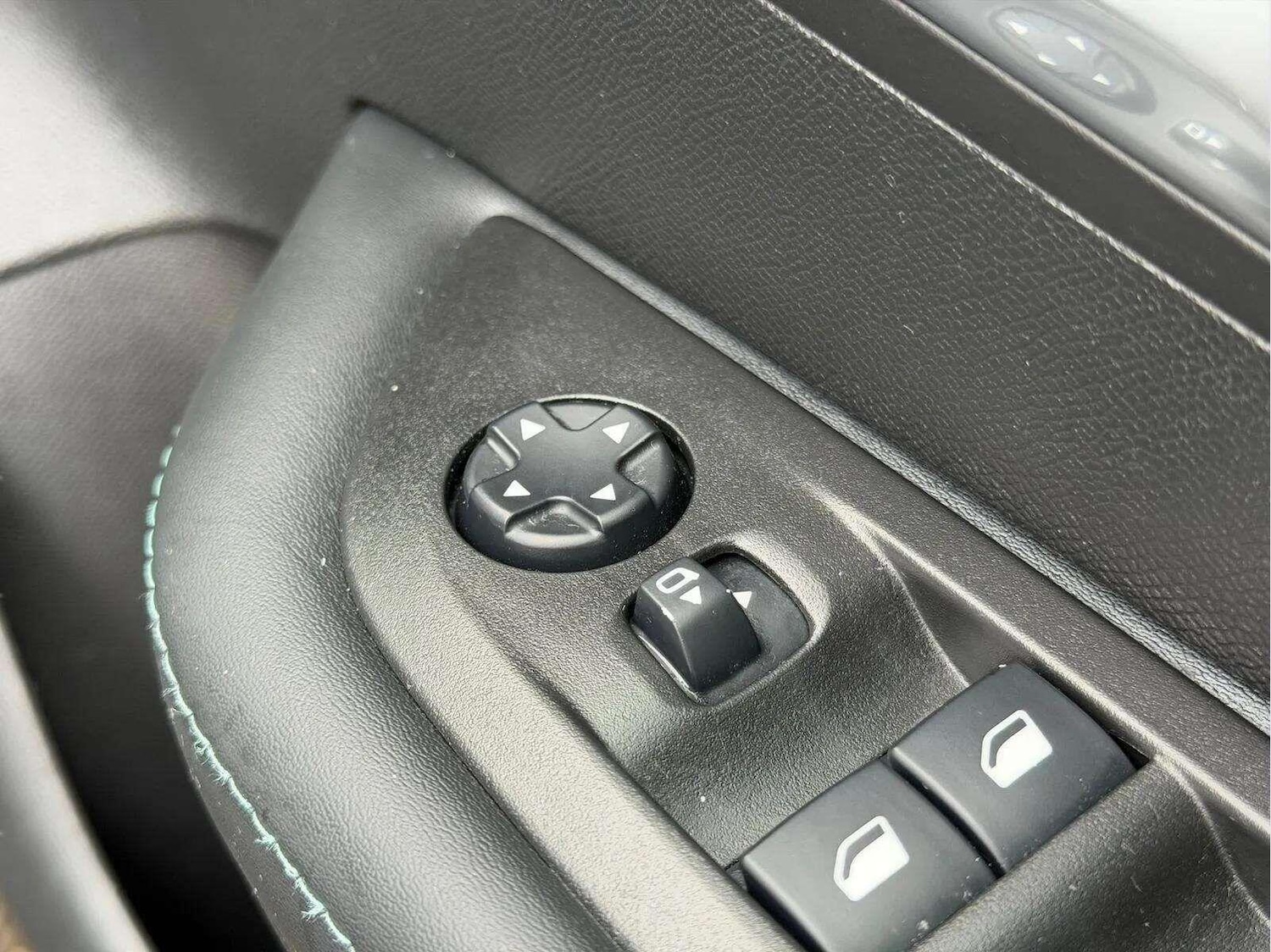 Used Peugeot 208 for sale - 77784797: Photo 41