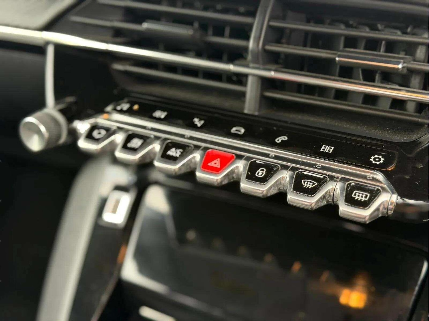 Used Peugeot 208 for sale - 77784797: Photo 47