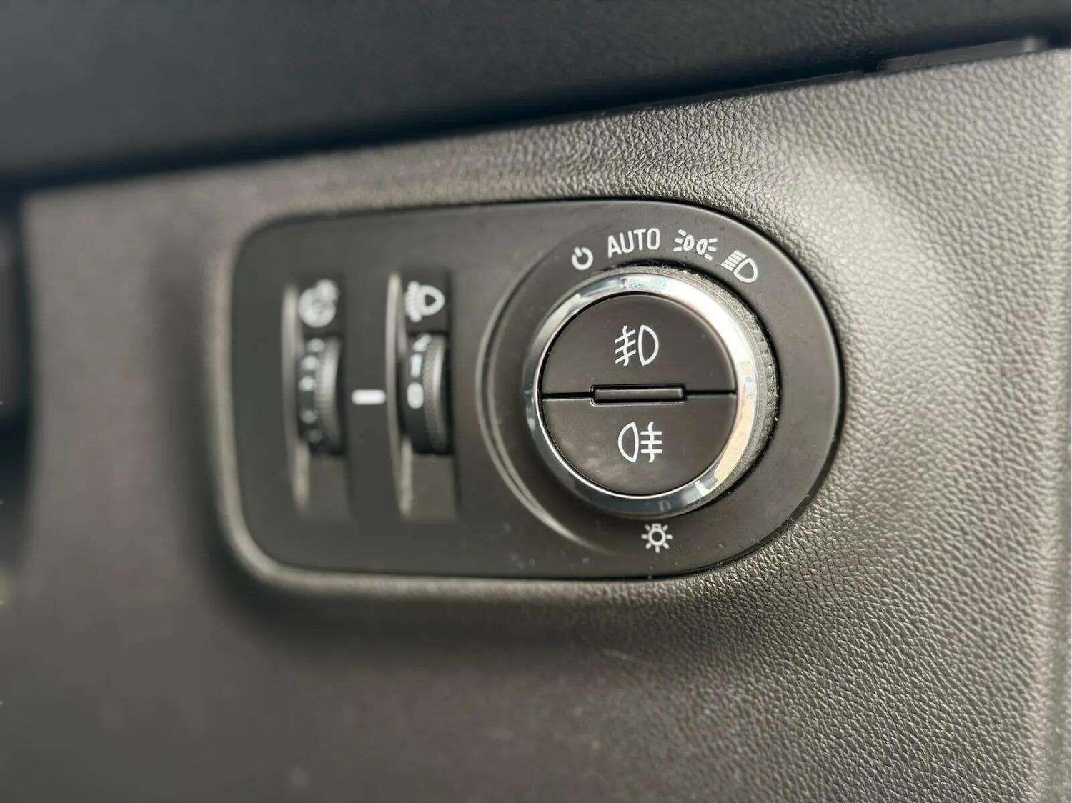 Used Vauxhall Corsa for sale - 77784296: Photo 46