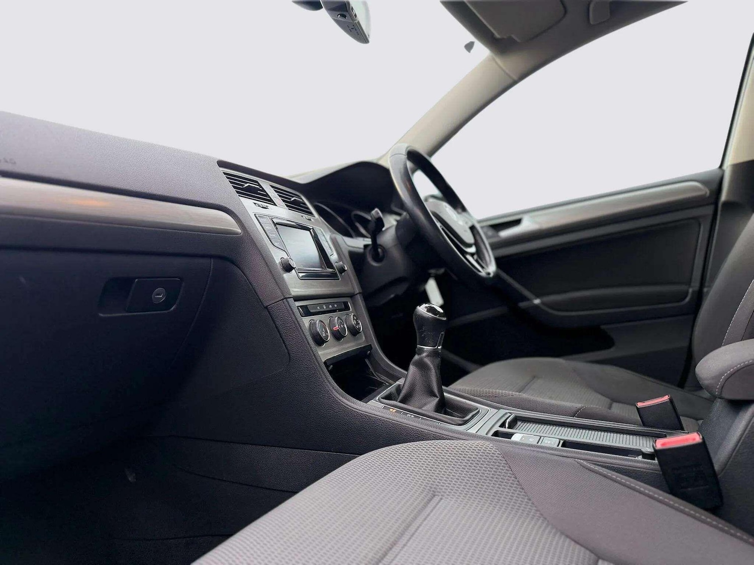 Used Volkswagen Golf 2015 for sale - 77263949: Photo 16