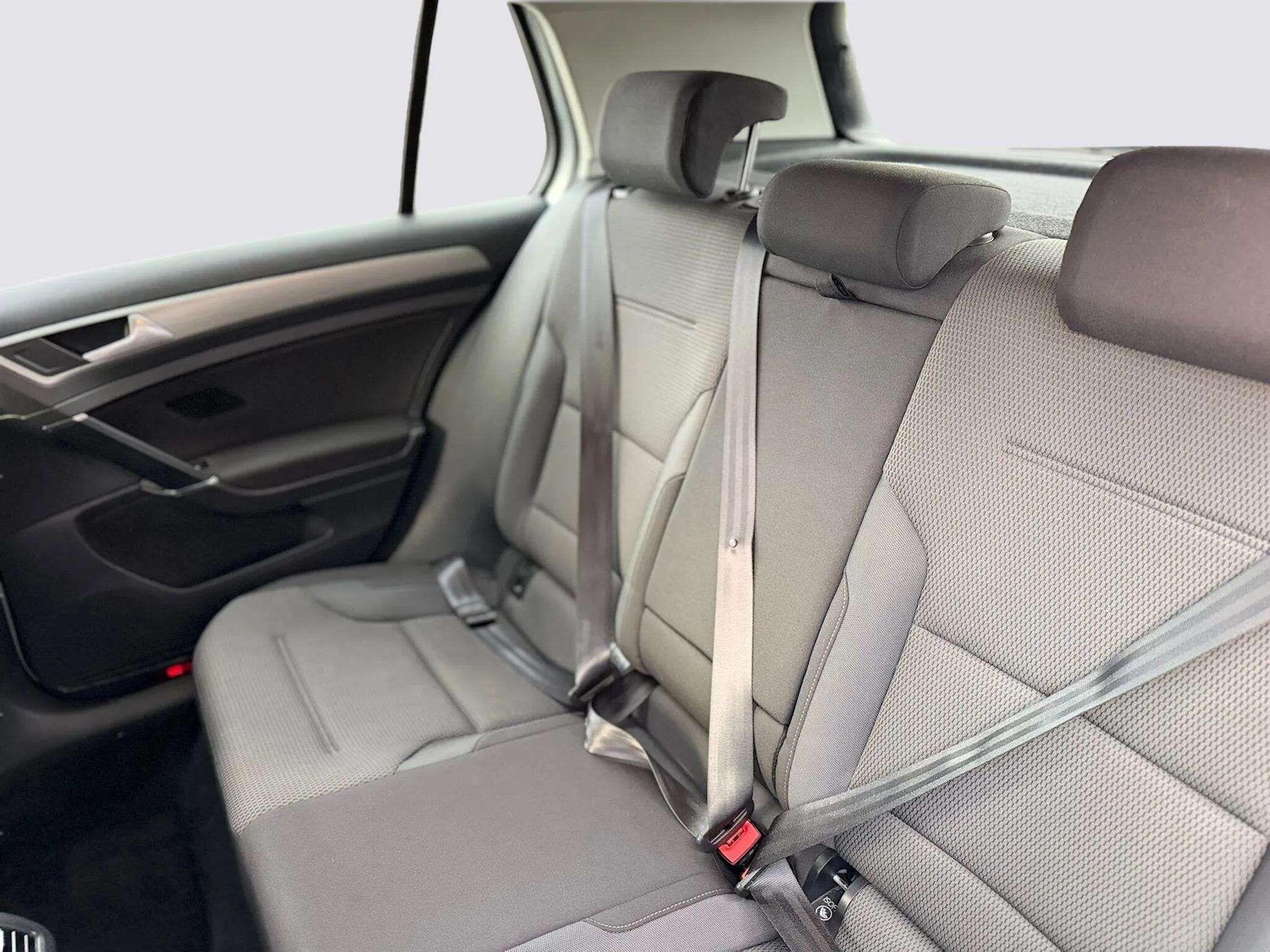 Used Volkswagen Golf 2015 for sale - 77263949: Photo 24