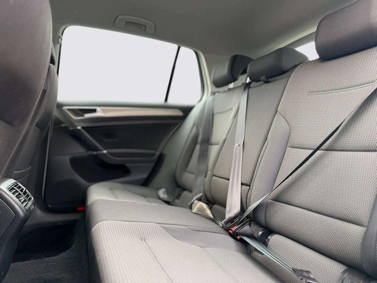 Used Volkswagen Golf 2015 for sale - 77263949: Photo 25