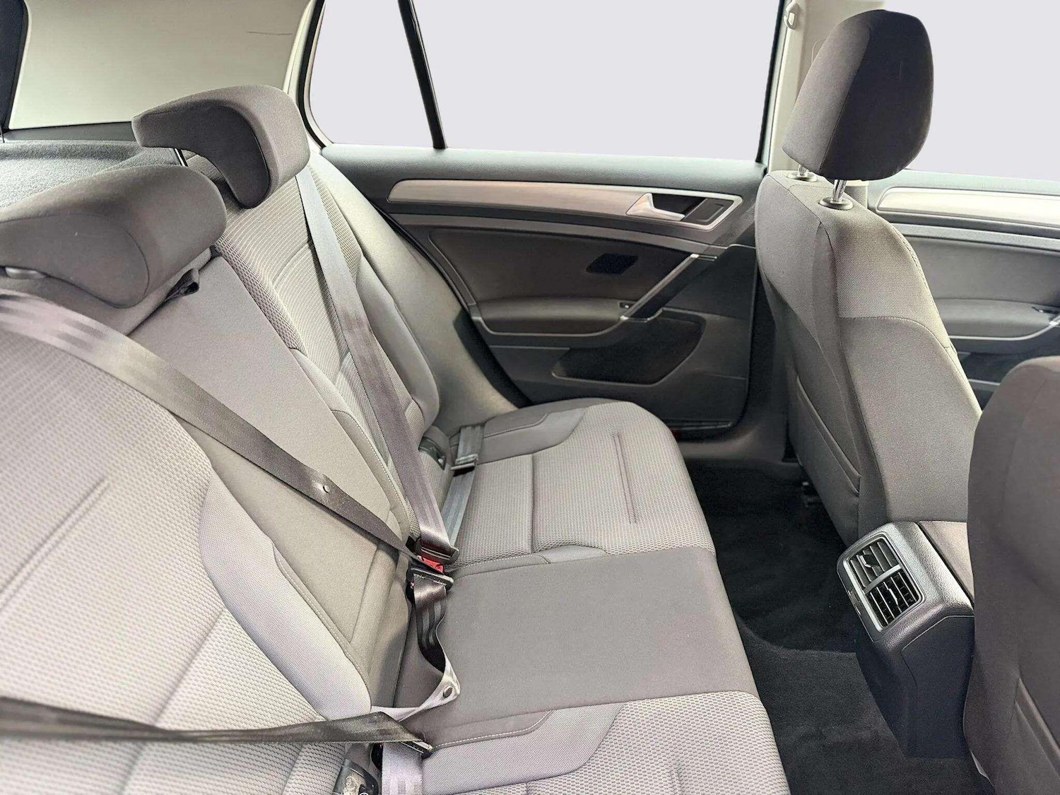 Used Volkswagen Golf 2015 for sale - 77263949: Photo 29