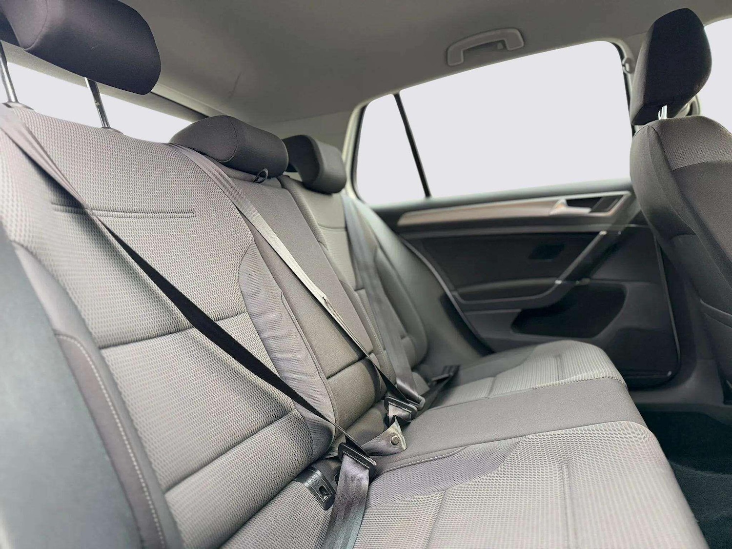 Used Volkswagen Golf 2015 for sale - 77263949: Photo 32