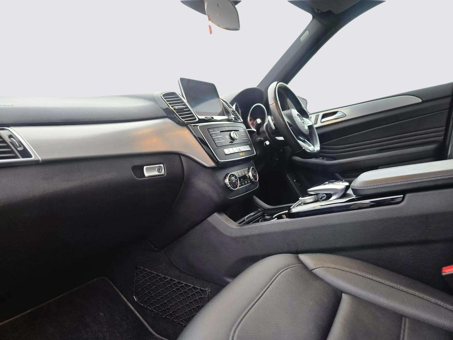 Used Mercedes-Benz GLE 2015 for sale - 77263954: Photo 23