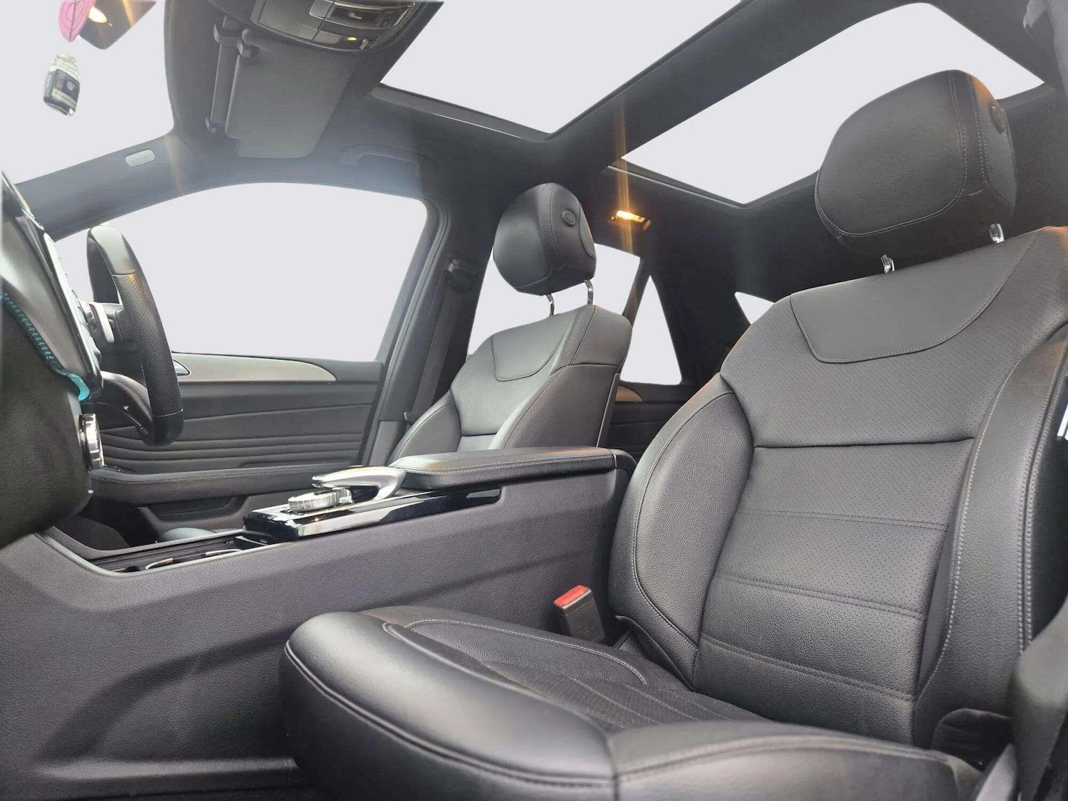 Used Mercedes-Benz GLE 2015 for sale - 77263954: Photo 75