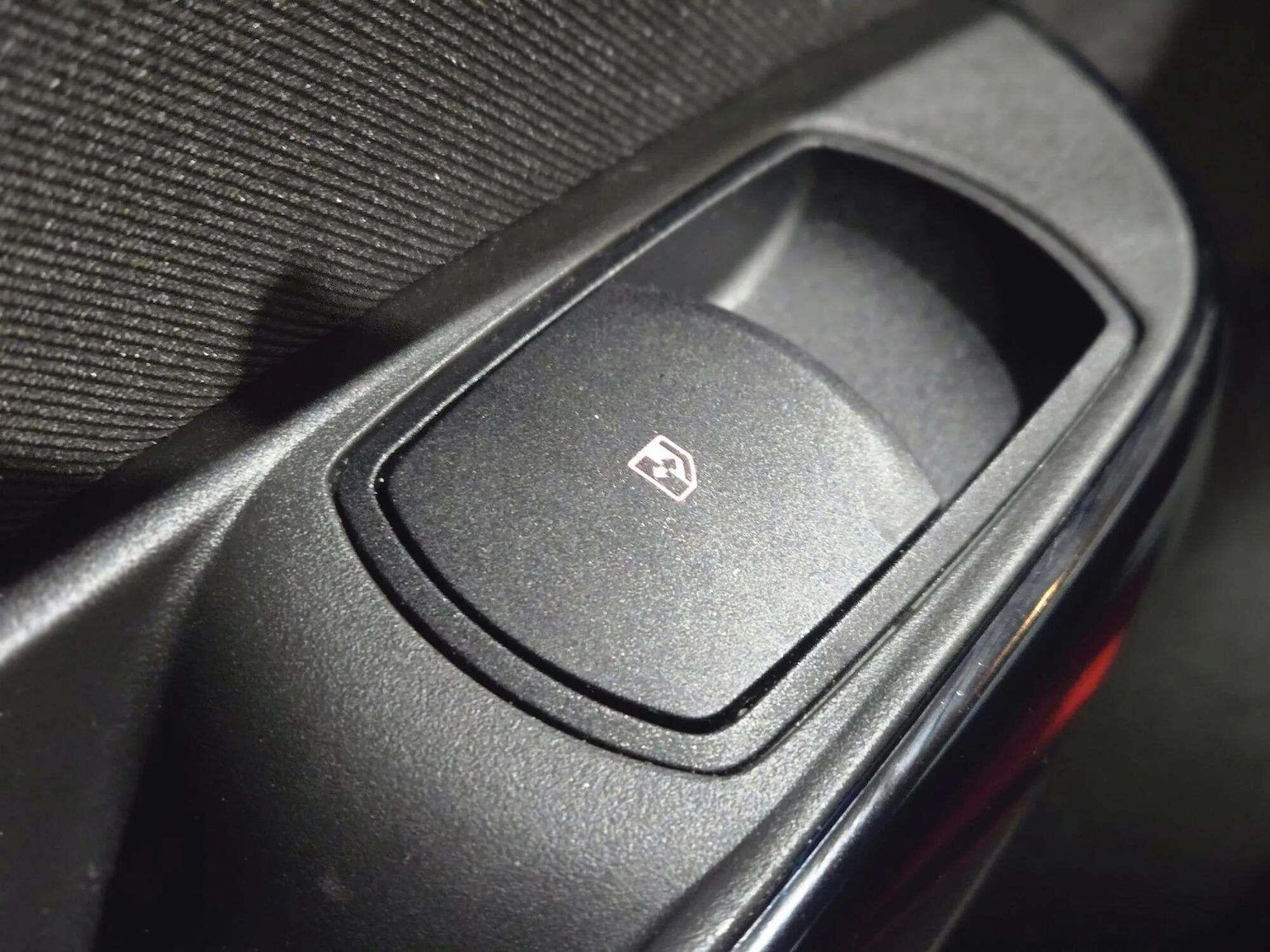 Used Vauxhall Corsa 2016 for sale - 77263945: Photo 33