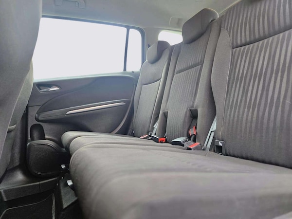 Used Vauxhall Zafira Tourer 2017 for sale - 76199986: Photo 29