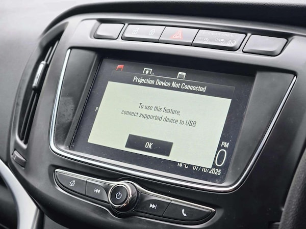 Used Vauxhall Zafira Tourer 2017 for sale - 76199986: Photo 63