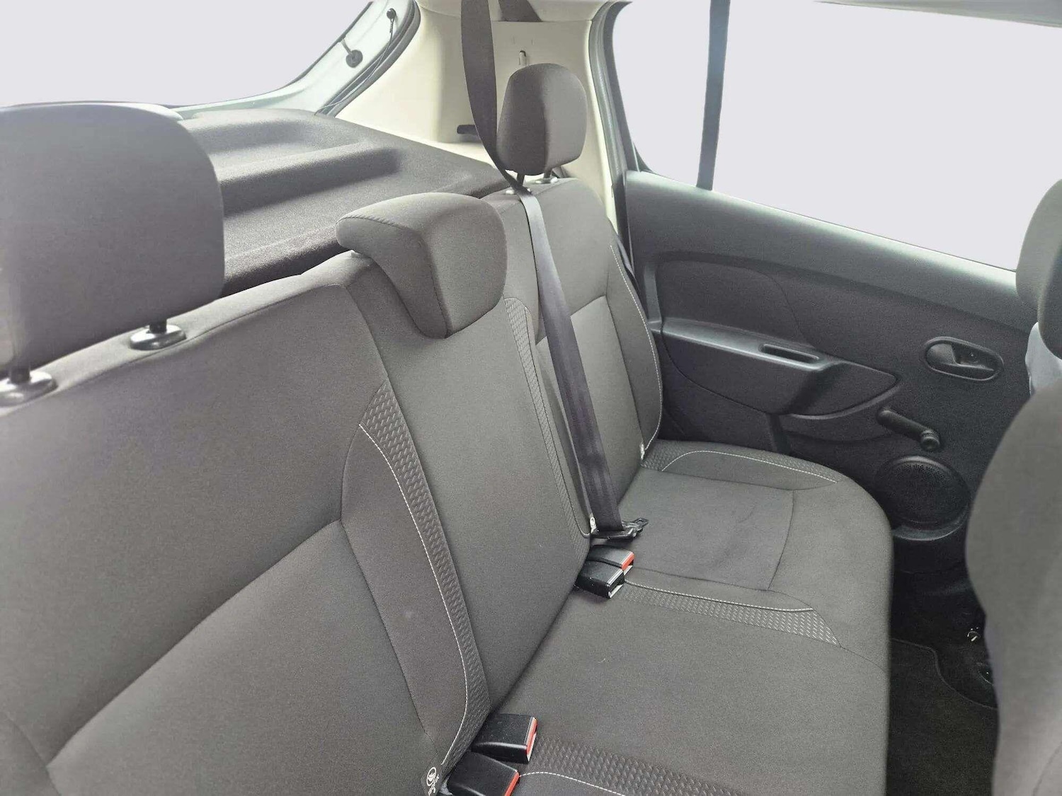 Used Dacia Sandero 2018 for sale - 76561384: Photo 35