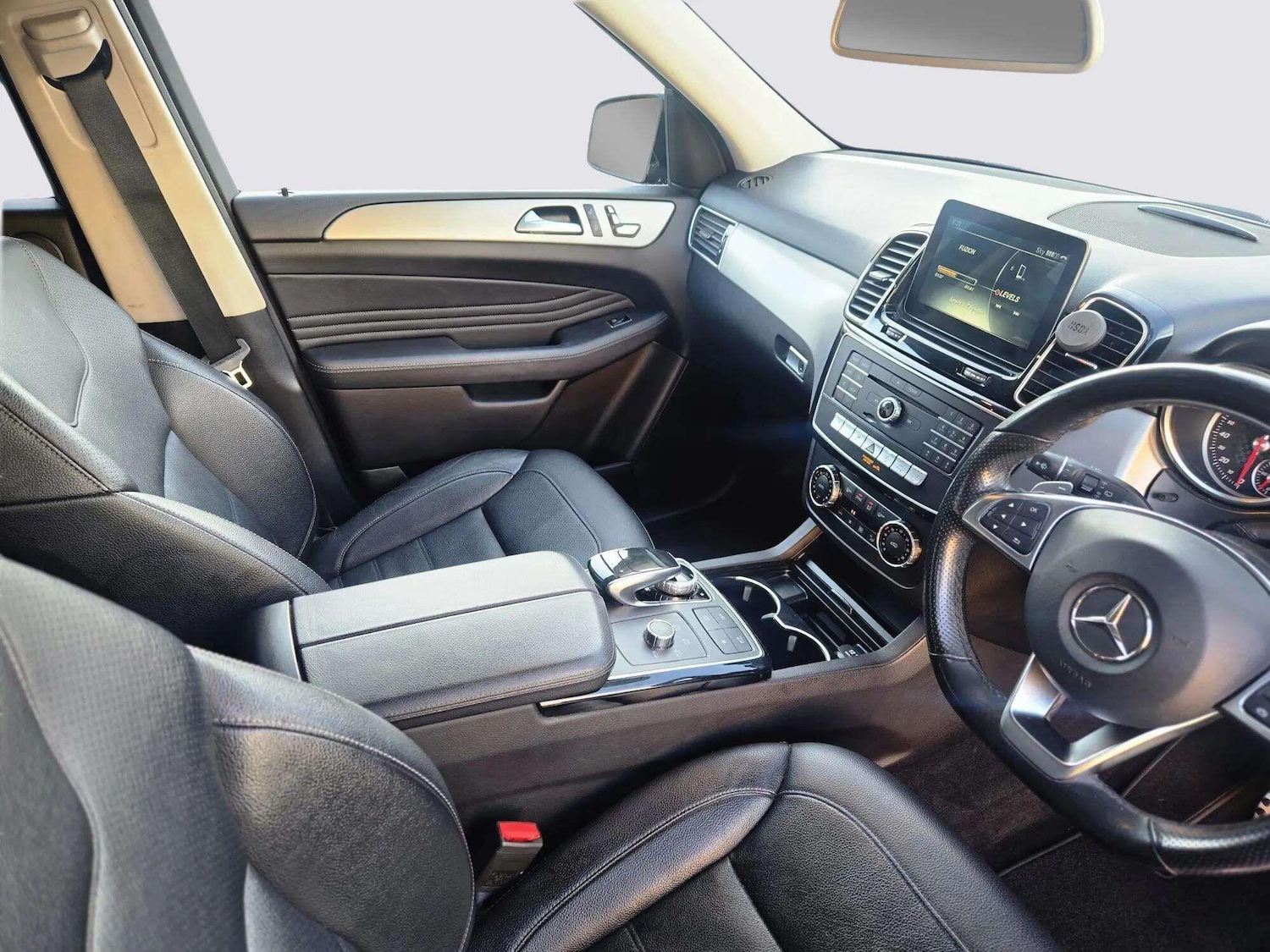 Used Mercedes-Benz GLE 2016 for sale - 76667089: Photo 23