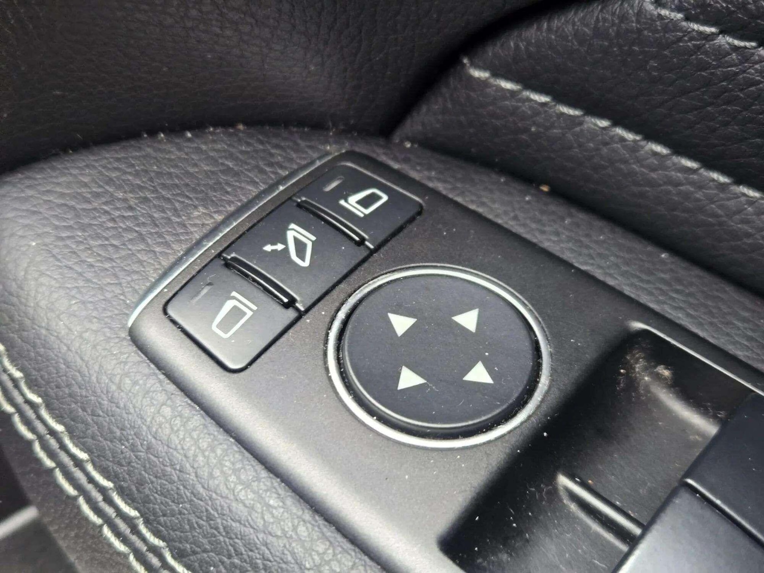 Used Mercedes-Benz GLE 2016 for sale - 76667089: Photo 45