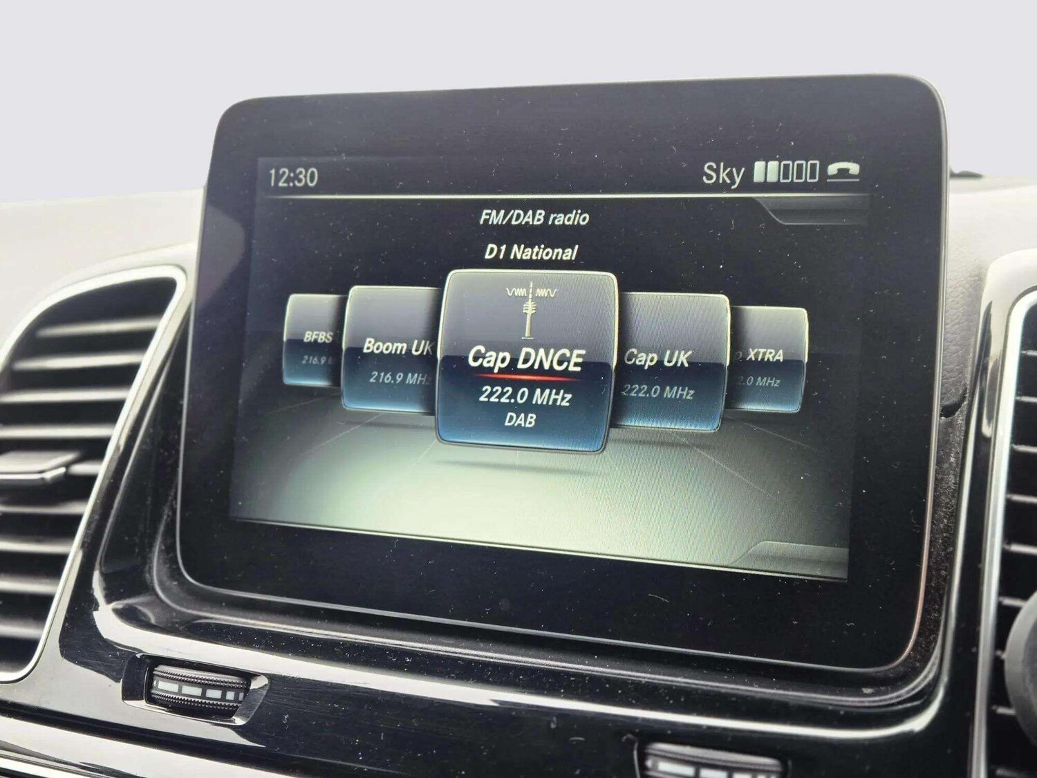 Used Mercedes-Benz GLE 2016 for sale - 76667089: Photo 64