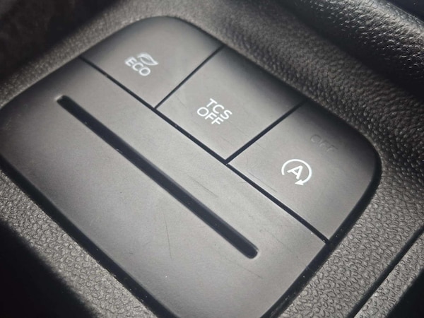 Used Ford Fiesta 2018 for sale - 76239552: Photo 32