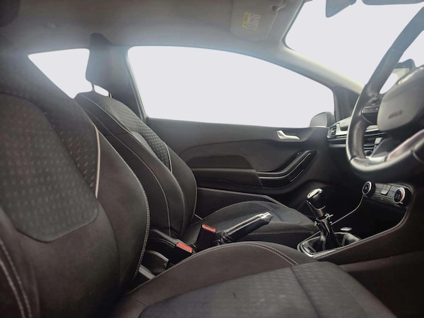 Used Ford Fiesta 2018 for sale - 76239552: Photo 53