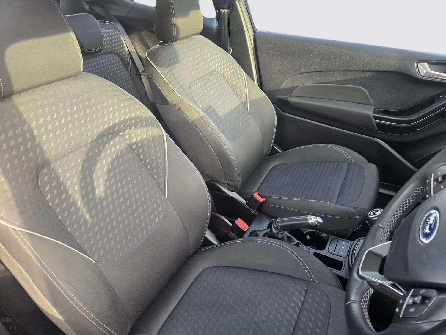 Used Ford Fiesta 2017 for sale - 76361213: Photo 22