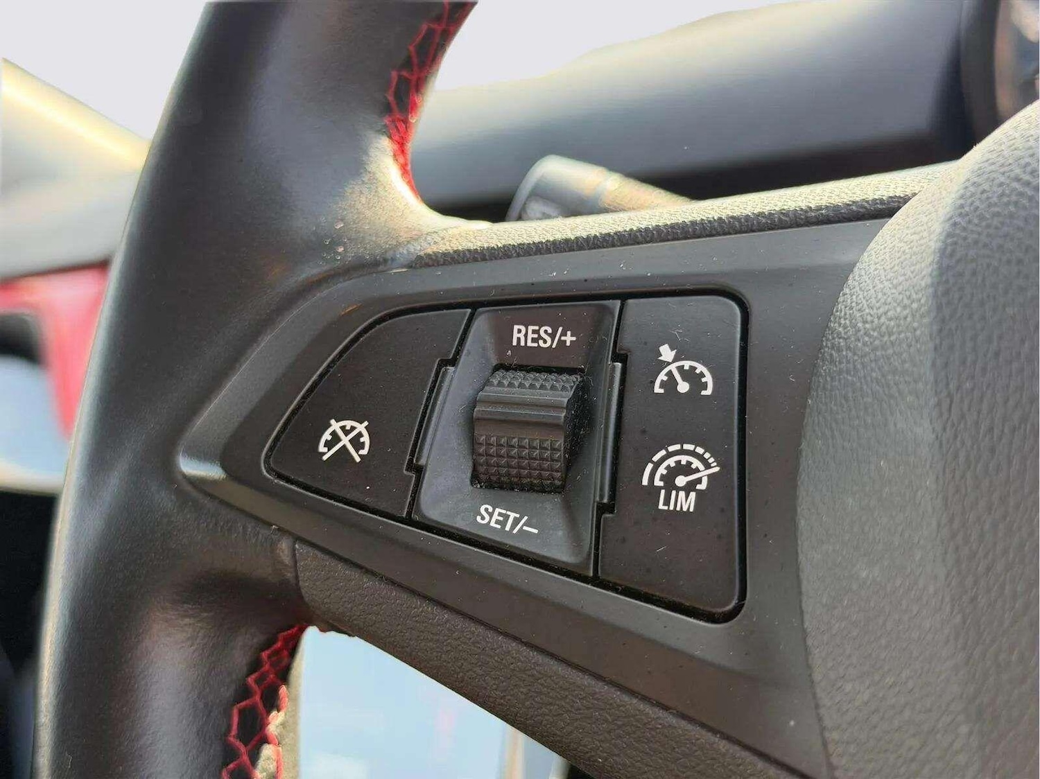 Used Vauxhall Corsa for sale - 77977807: Photo 42